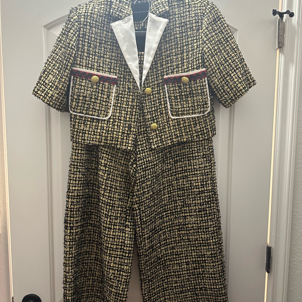 English Factory Black and Yellow w/ Gold Tweed Set